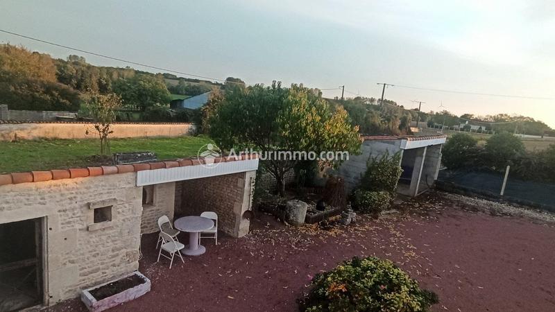 Maison - 99 m² - 5 pièces