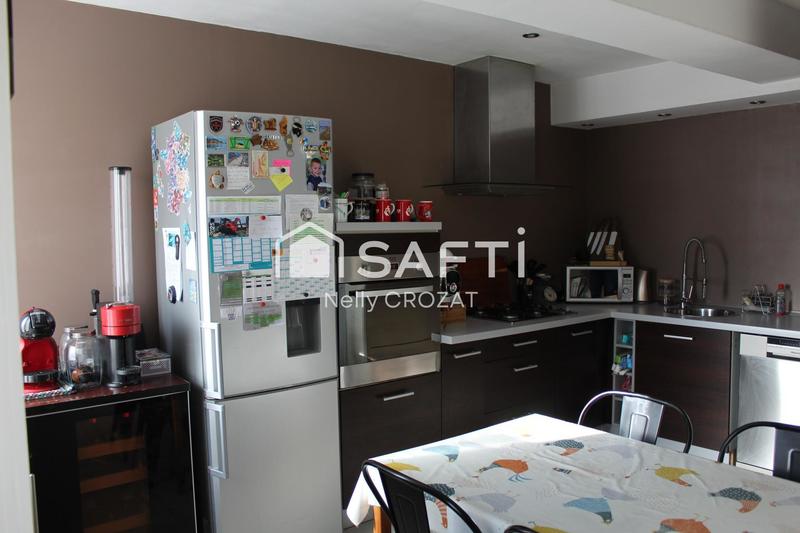 Maison - 100 m² - 5 pièces