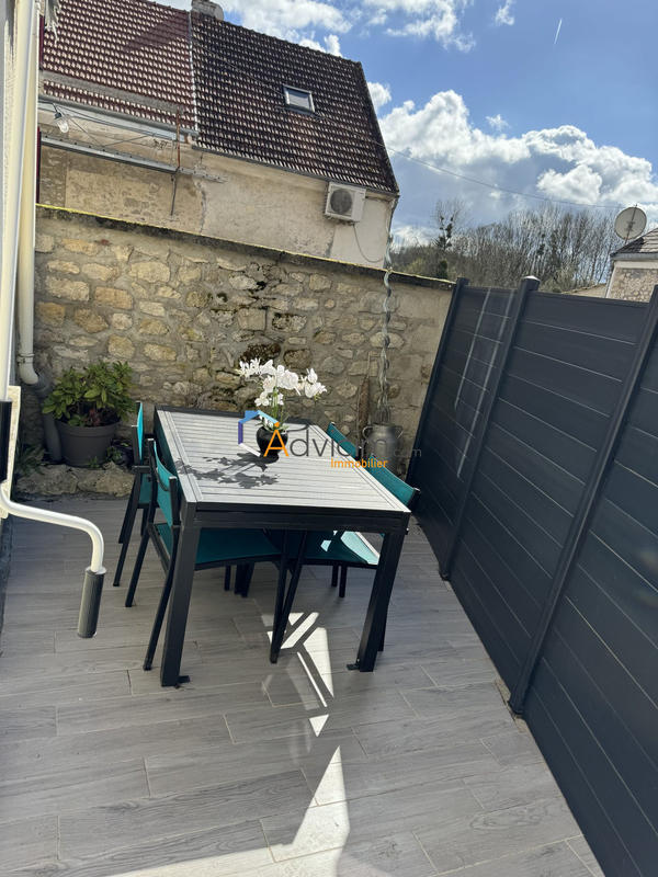 Maison - 93 m² - 4 pièces
