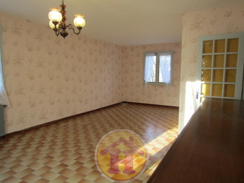 Maison - 93 m² - 5 pièces