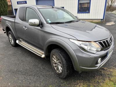 Mitsubishi L200 Club Cab 2.4 Di-D 181 Intense Connect