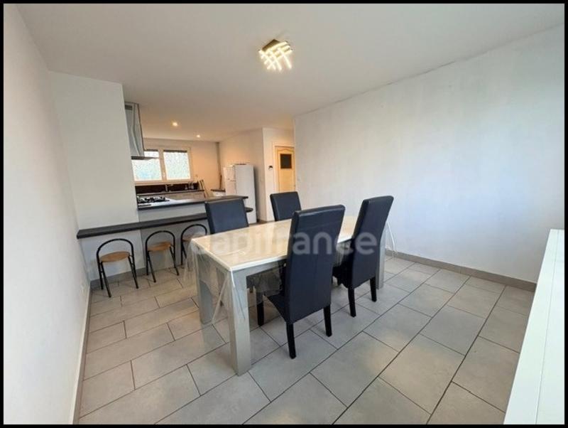 Maison - 137 m² - 7 pièces