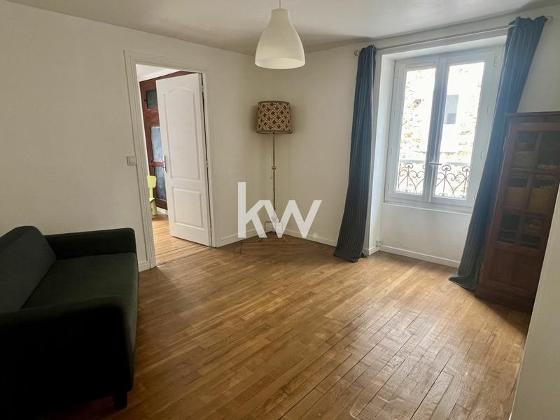 Maison de ville - 70 m² - 4 pièces