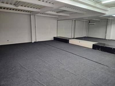 Local commercial - 331 m² - 5 pièces