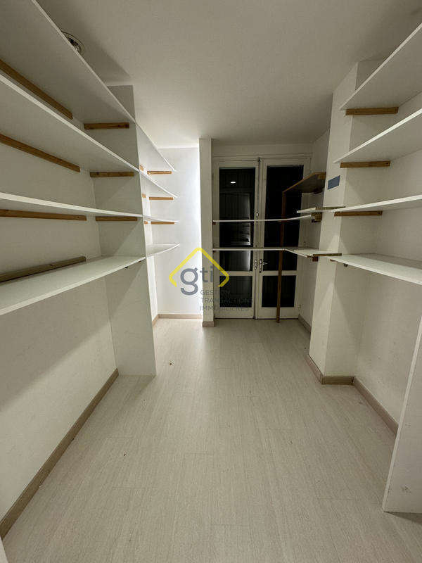 Local commercial - 120 m²