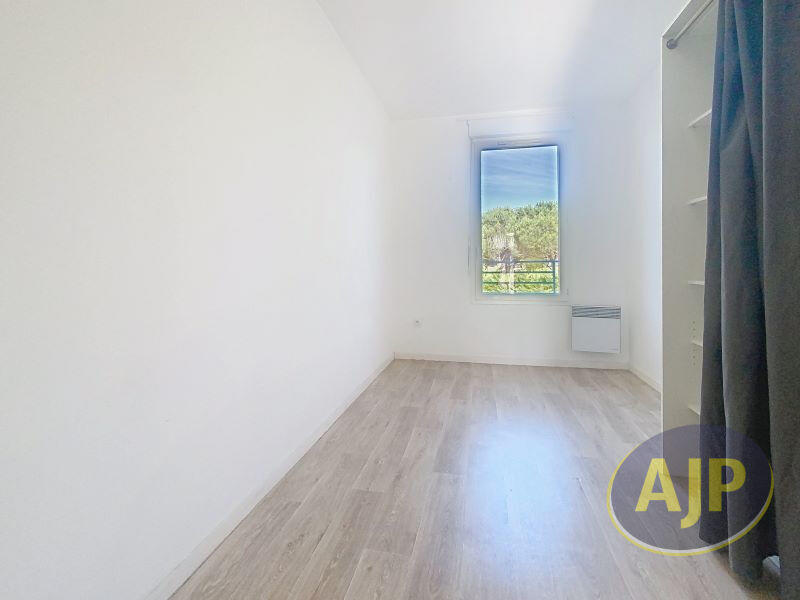 Maison - 76 m² - 4 pièces