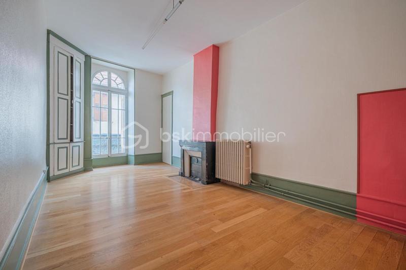 Duplex - 239 m² - 8 pièces