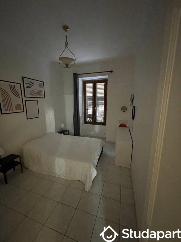 Chambre - 1 m² - 1 pièce