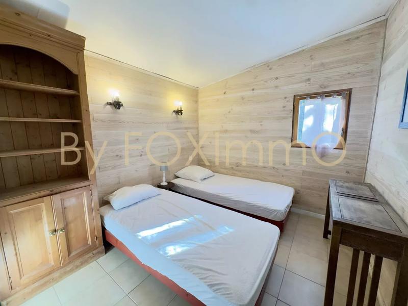 Villa - 220 m² - 7 pièces