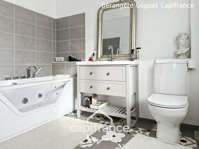 Maison - 143 m² - 7 pièces