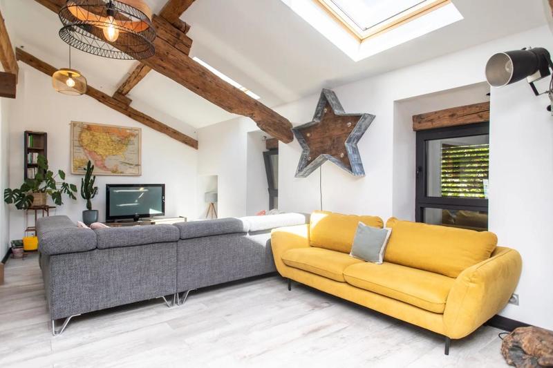 Appartement - 143 m² - 5 pièces