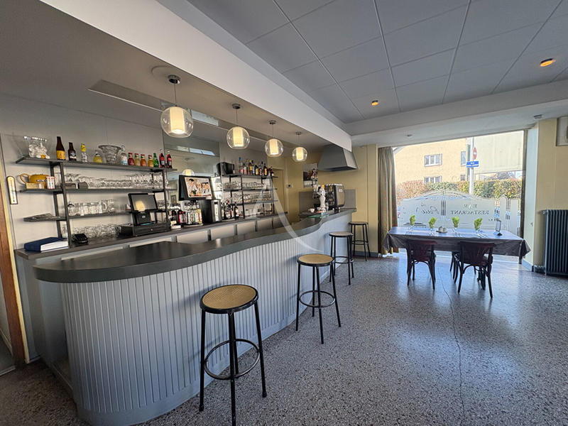 Local commercial - 238 m²