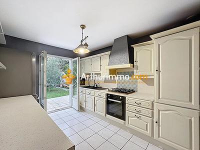 Maison - 91 m² - 4 pièces
