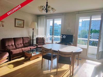 Appartement - 88 m² - 4 pièces
