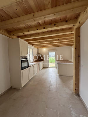 Maison - 157 m² - 5 pièces