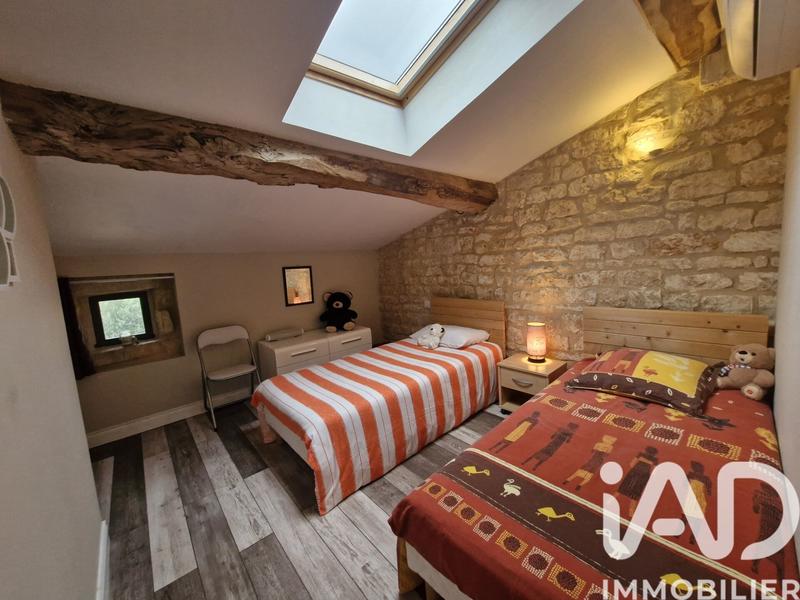 Maison - 275 m² - 11 pièces