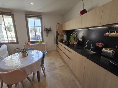 Appartement - 84 m² - 3 pièces