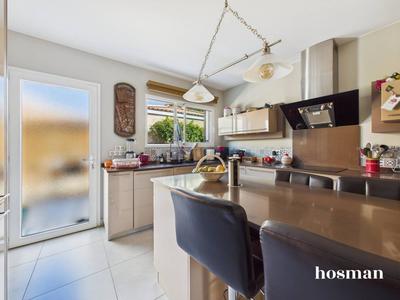 Maison - 167 m² - 5 pièces