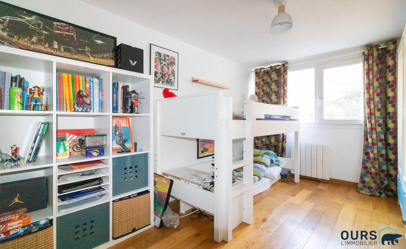 Maison - 92 m² - 5 pièces