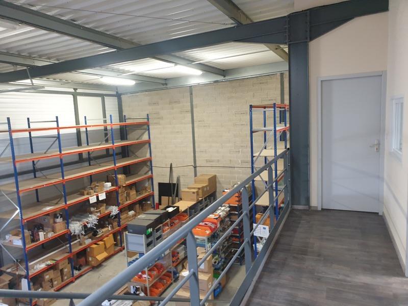 Bureau - 250 m² - 4 pièces