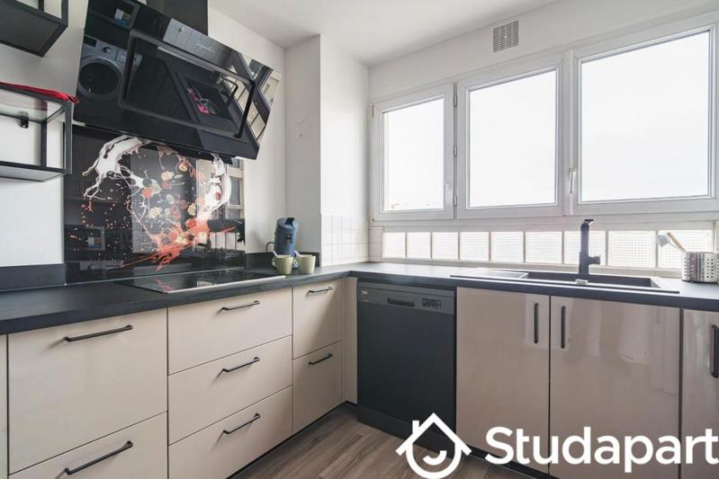 Chambre - 11 m² - 1 pièce