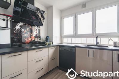 Chambre - 11 m² - 1 pièce