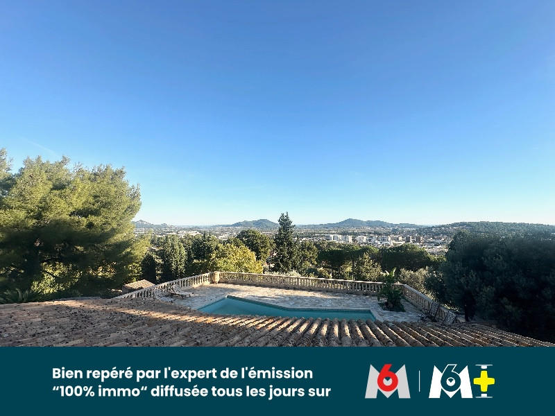 Maison - 196 m² - 7 pièces