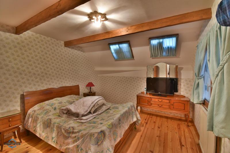 Maison - 167 m² - 7 pièces