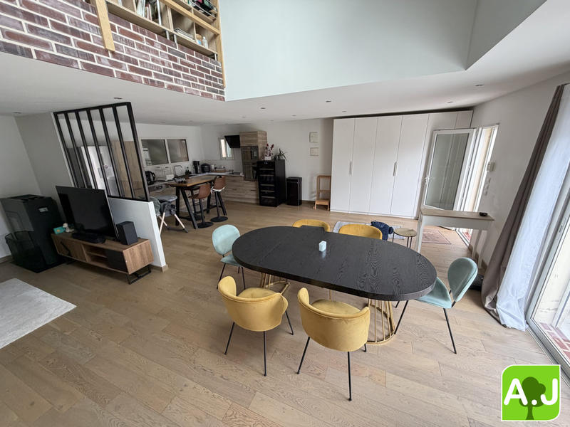 Maison contemporaine - 110 m² - 5 pièces