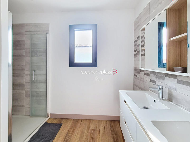 Maison - 133 m² - 6 pièces