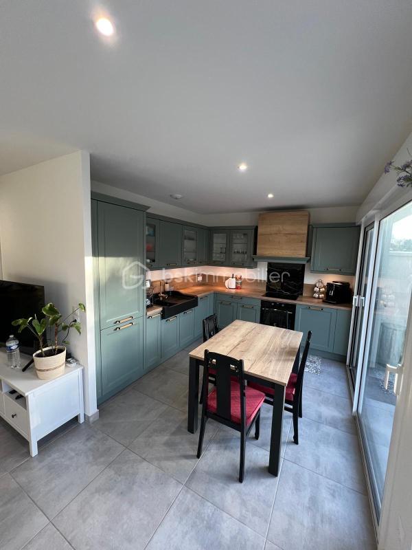 Maison - 90 m² - 4 pièces