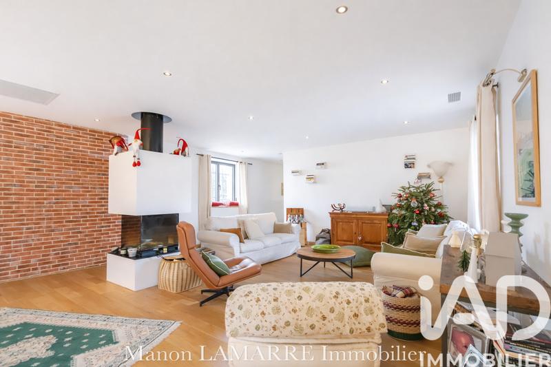 Maison - 181 m² - 7 pièces