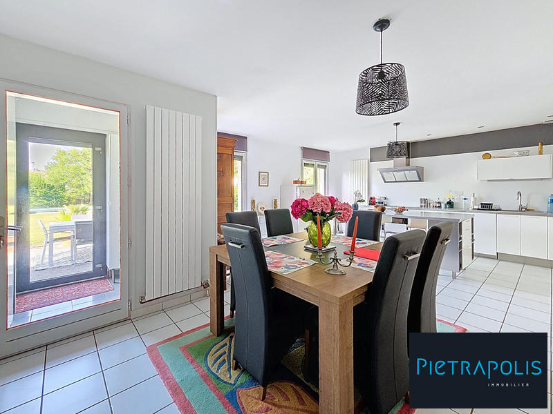 Maison - 106 m² - 5 pièces