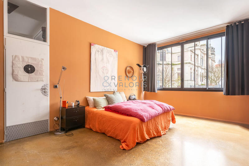 Appartement - 400 m² - 8 pièces