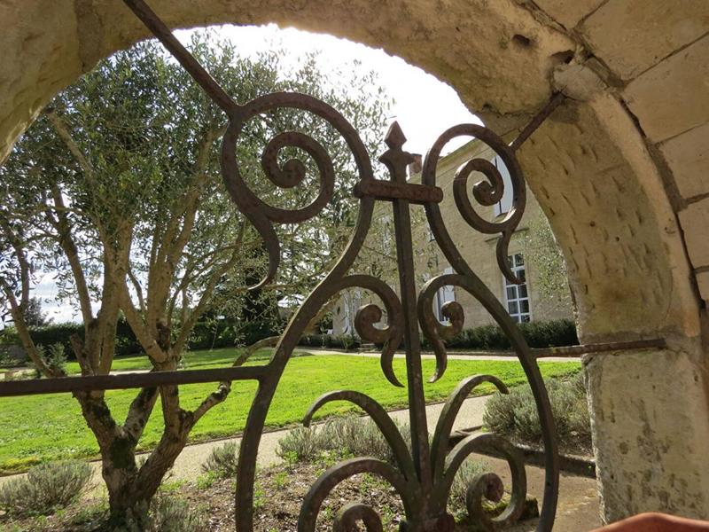 Demeure - 400 m² - 12 pièces