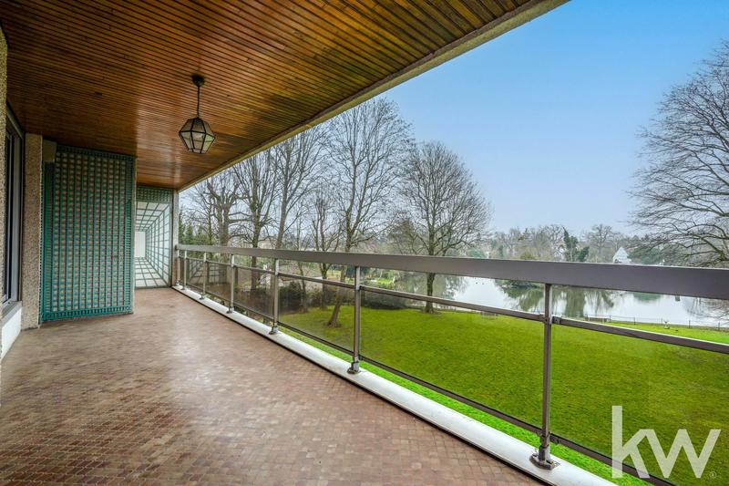 Appartement - 106 m² - 4 pièces