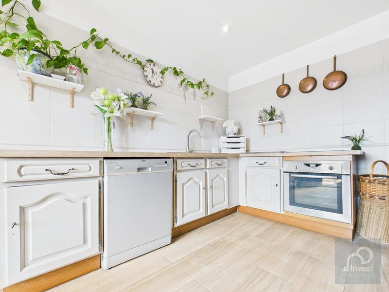 Maison traditionnelle - 105 m² - 5 pièces