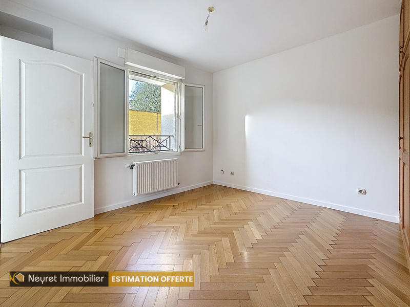 Appartement - 119 m² - 5 pièces