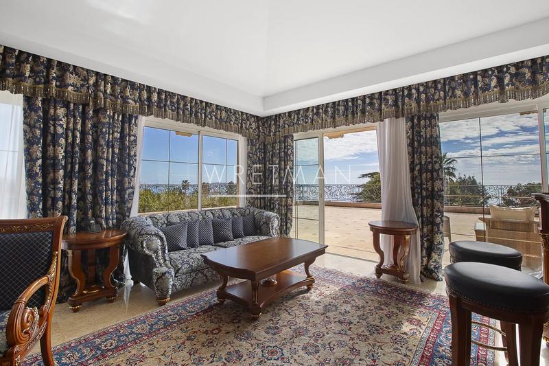 Villa - 700 m² - 15 pièces