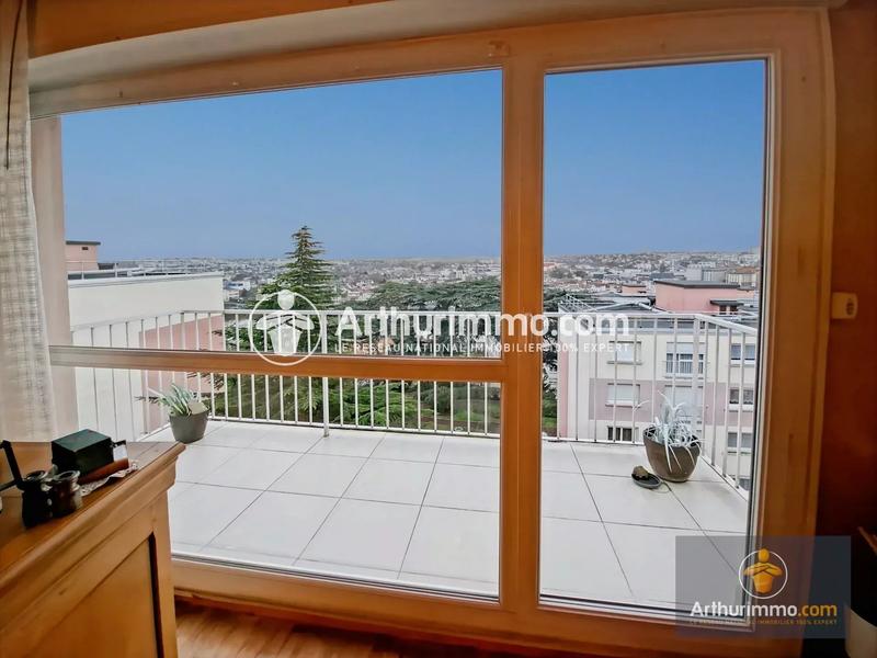 Appartement - 96 m² - 5 pièces