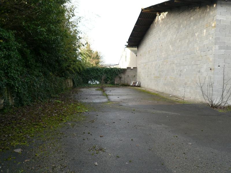 Local commercial - 740 m² - 8 pièces