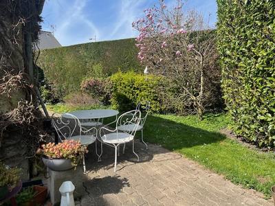 Maison - 163 m² - 6 pièces