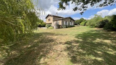 Maison ancienne - 316 m² - 9 pièces