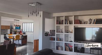 Villa - 260 m² - 10 pièces