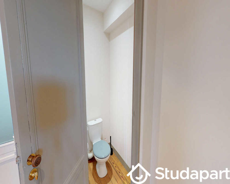 Chambre - 70 m² - 1 pièce