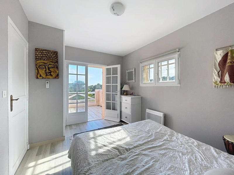 Villa - 184 m² - 4 pièces