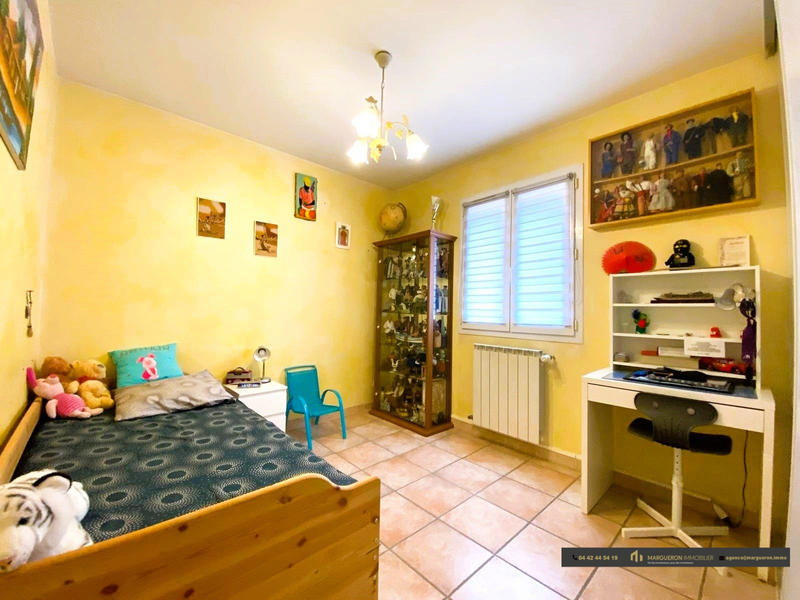 Villa - 180 m² - 5 pièces