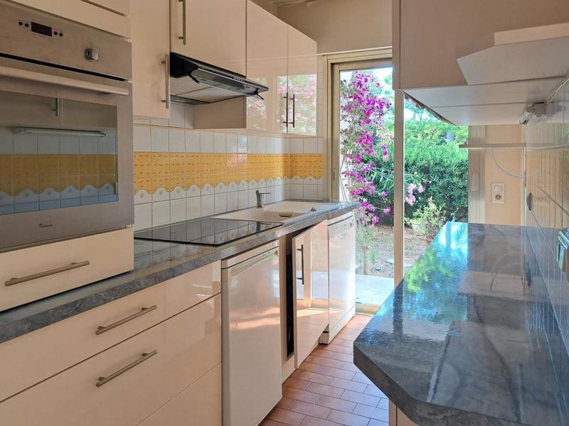 Appartement - 100 m² - 4 pièces