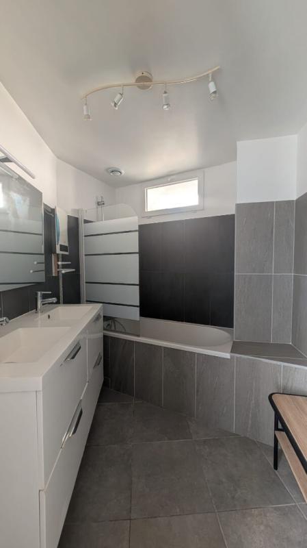 Immeuble - 200 m² - 9 pièces