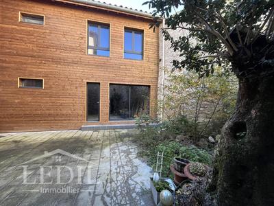 Maison - 106 m² - 4 pièces